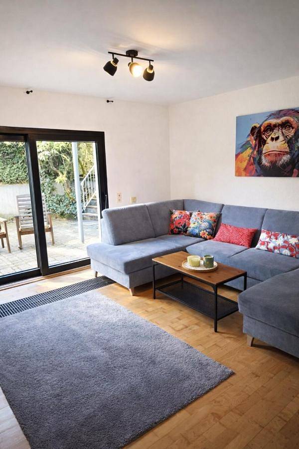 Ganze Wohnung, Eifelflair 1 für max 6 Gäste, 2 Hunde, Garten, Terrasse, Familien und Firmen sind herzlich willkommen! in Gemünd, Rureifel (Nordrhein-westfalen)