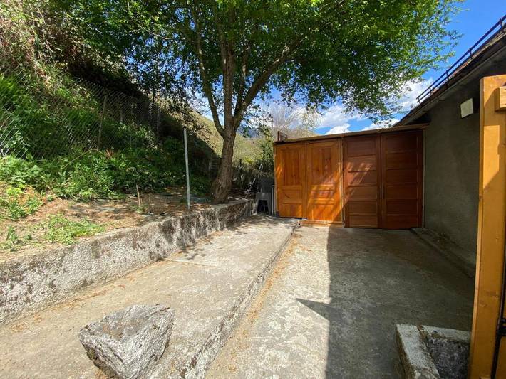 Location de vacances pour 9 personnes, avec vue et balcon à Saint-Aventin - 2