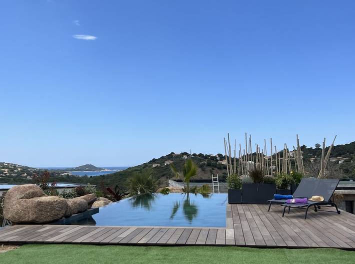 Villa pour 9 personnes, avec terrasse ainsi que jardin et piscine en Corse-du-Sud - 3