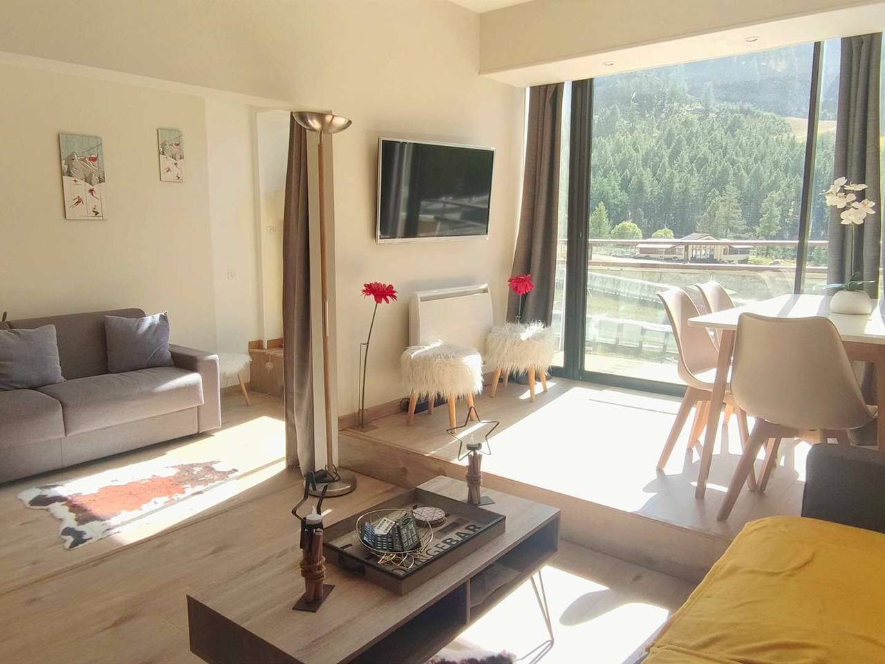 Geheel appartement, Beautiful Renovated Apartment at the Foot of the Slopes in Isola 2000 in Isola 2000, Isola