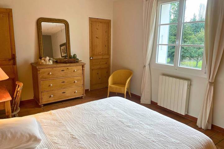 Location de vacances pour 5 personnes, avec piscine et jardin à Caderousse - 4