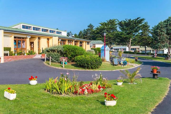 Parc de vacances pour 4 personnes, avec jardin et terrasse en Normandie - 2