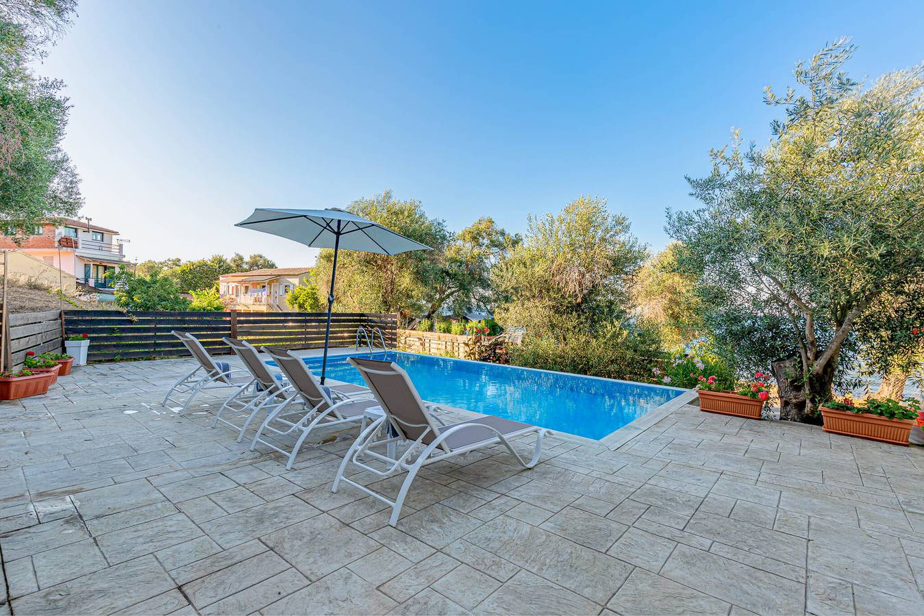 Ferienhaus für 4 Personen mit Pool in Psaras, Korfu