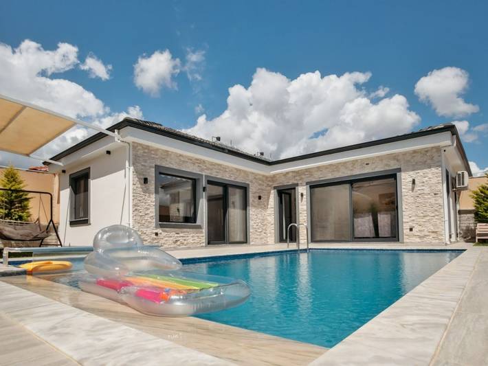 Location de vacances pour 4 personnes, avec piscine et jardin à Fethiye (Muğla) - 2