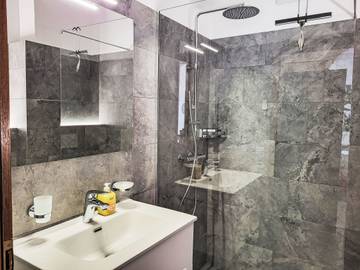 Ferienwohnung für 4 Personen in Gambarogno, Westalpen, Bild 4