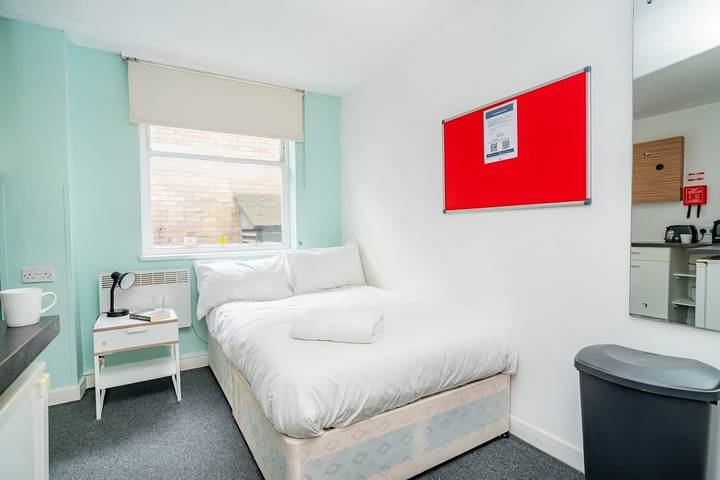 Apartamento vacacional entero, Budget Modern Studio in Central Coventry with Gym in Coventry, Birmingham y alrededores