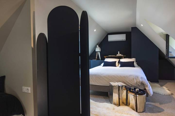 Location de vacances pour 2 personnes, avec jardin et jacuzzi, adapté aux familles dans Office De Tourisme De Saint Laurent Soulan - 4