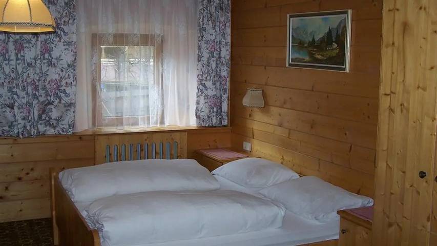 Ferienwohnung für 6 Personen, mit Balkon und Terrasse sowie Whirlpool und Garten im Stubaital - 4