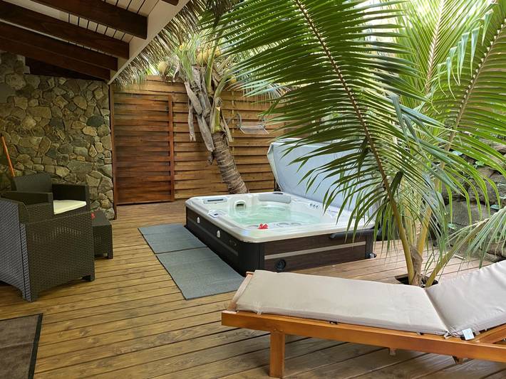 Appartamento per 2 persone, con giardino e balcone in Polinesia Francese