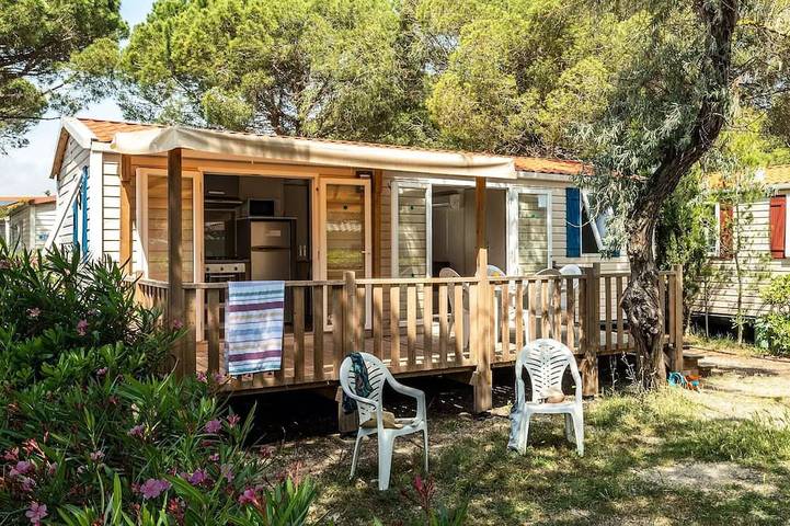 Camping pour 4 personnes à Vic-la-Gardiole