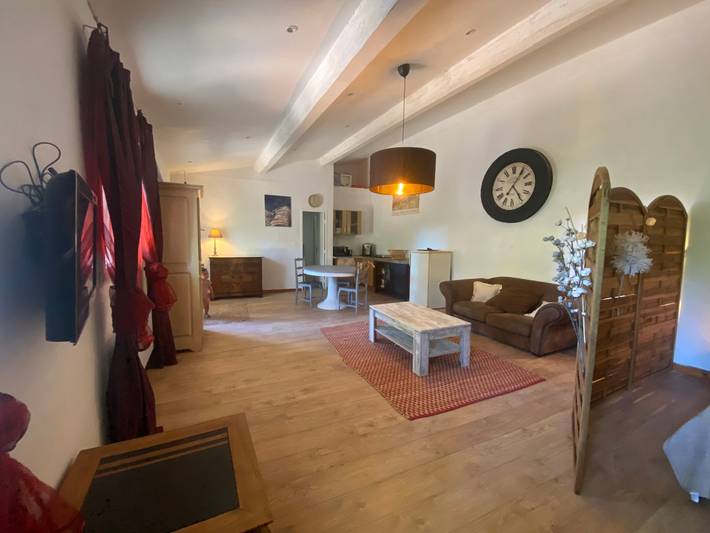 Estudio entero, Casa vacacional «Les Platanes» con jardín compartido y Wi-Fi in Béziers, Costa mediterránea (Francia)