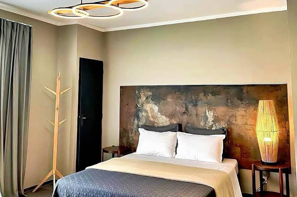 Ganze Wohnung, Sablet : Exceptional room in a quiet, hotel-like setting in Sablet, Vaucluse