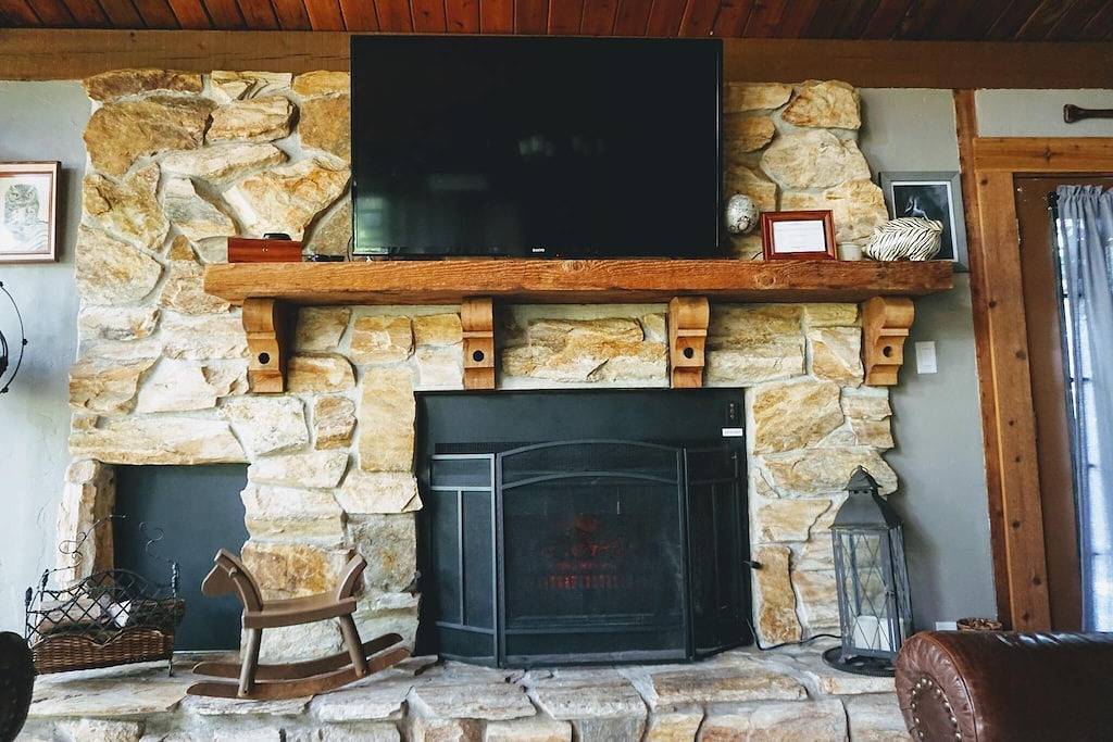 Diese Kabine ist ein 3 Schlafzimmer, 1 Badezimmer und befindet sich in Hernando, Fl. in Citrus County