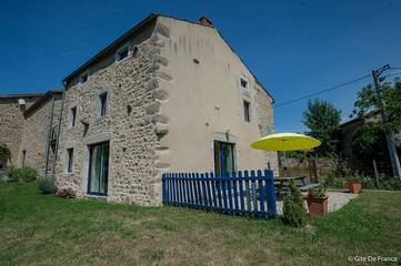 Maison De Vacances pour 6 Personnes dans Saint-Jean-des-Ollières, Région de Clermont-Ferrand, Photo 3