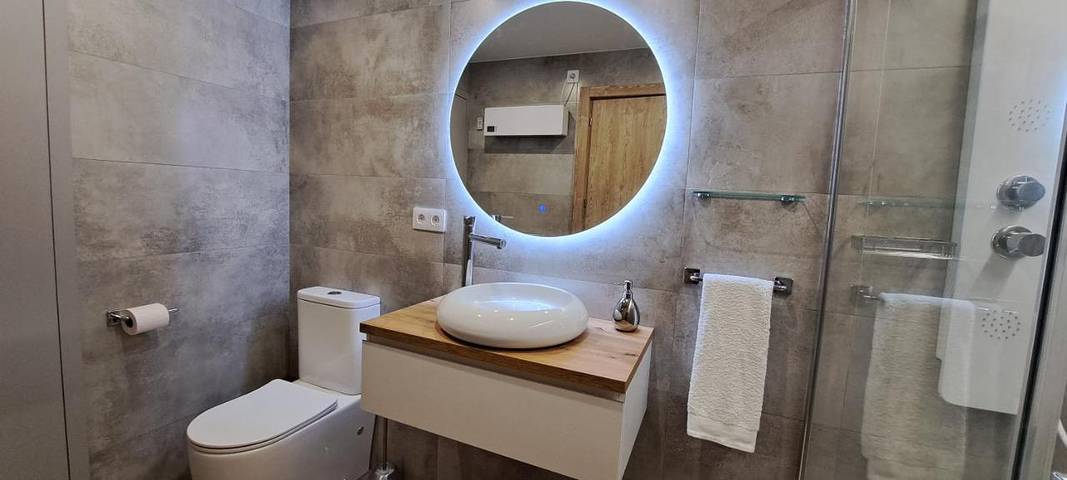 Gîte pour 5 personnes, avec balcon et vue à Bagà - 3