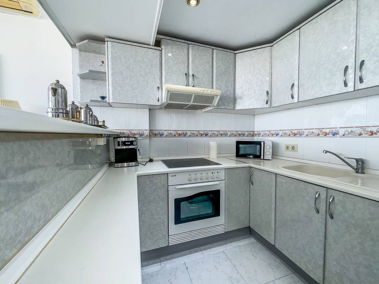 Appartement entier, Casa Conchi - Vistas al mar in Playa El Bajondillo, Torremolinos