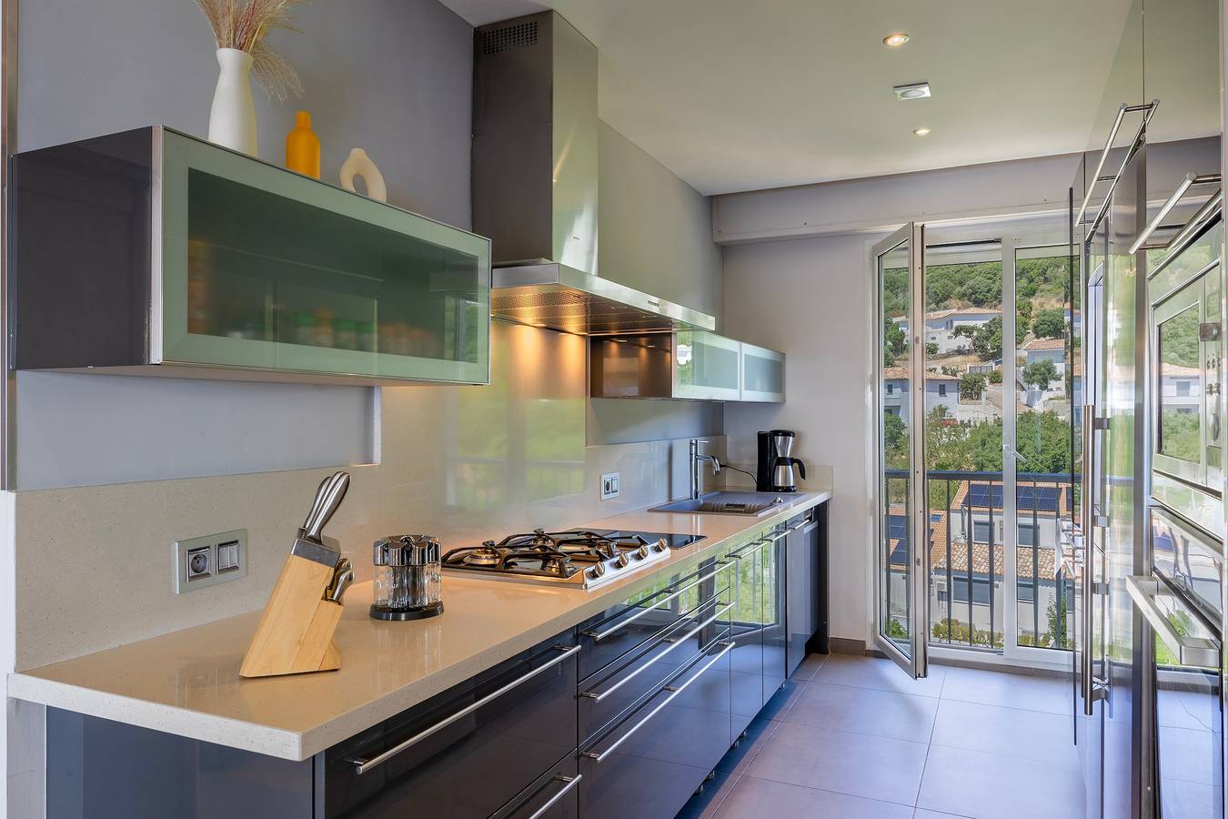 Appartement entier, Le Nid de Bastia - Bel appt avec balcon et vue mer in Ville-di-Pietrabugno, Cap Corse