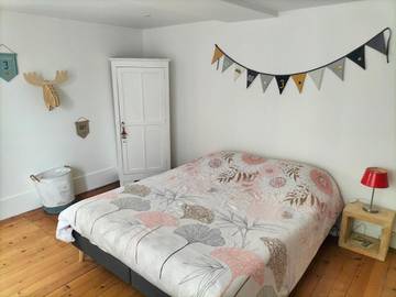 Chambre d’hôte pour 3 personnes, avec jardin à Falaise (Calvados)