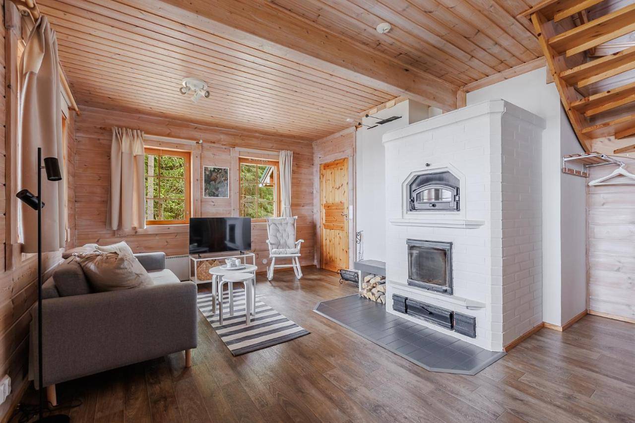 Tyyni Resort - Hirsihuvila Aalto in Nordkarelien