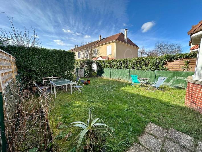 Location de vacances pour 8 personnes, avec vue et terrasse, animaux acceptés à Houilles - 2