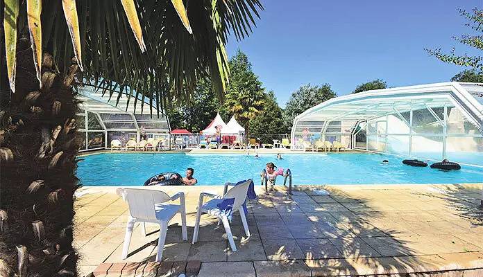 Camping pour 6 personnes, avec terrasse et piscine près des Châteaux de la Loire - 3