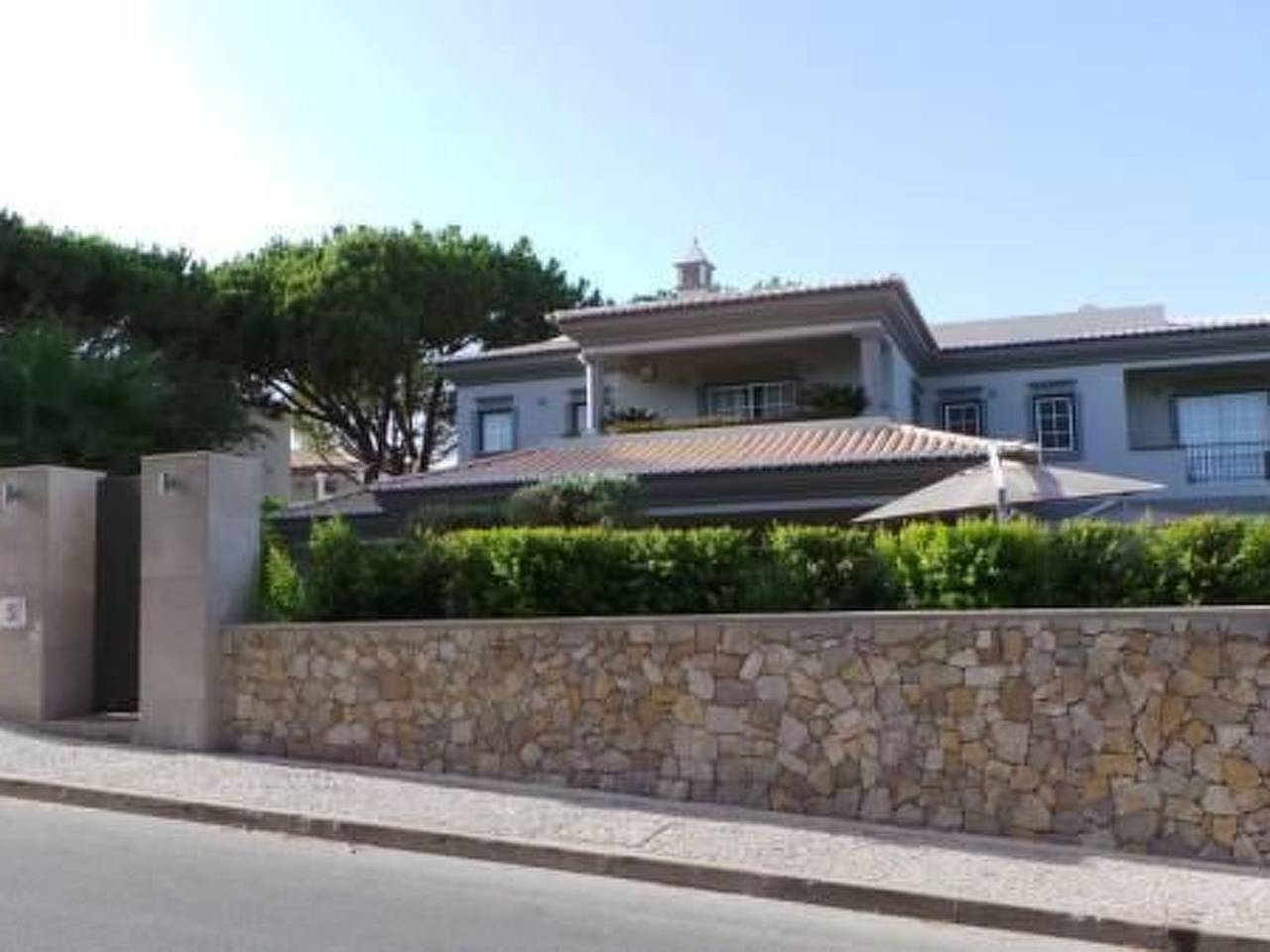 In Almancil mit Garten, Grill und Terrasse in Quinta do Lago, Almancil