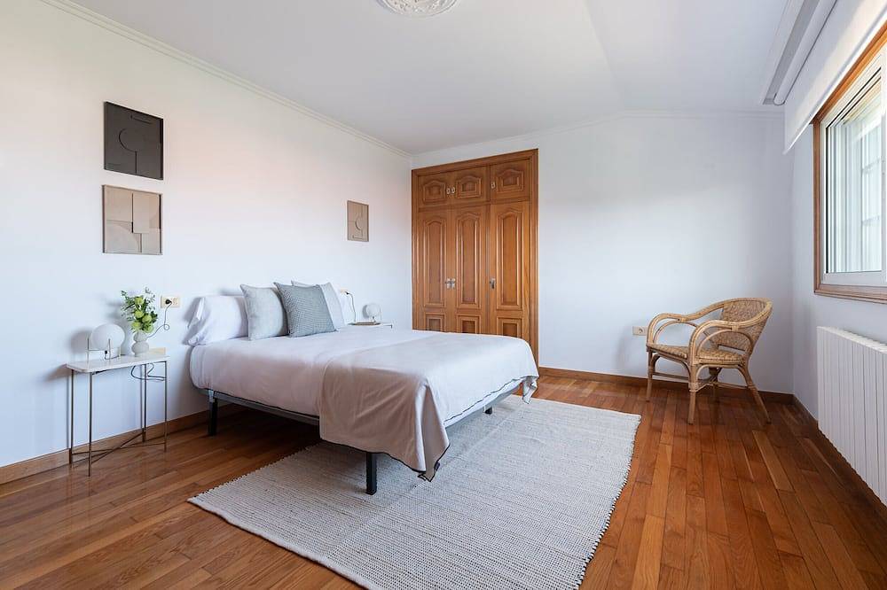 Villa Comesaña in Vigo, Rías Baixas