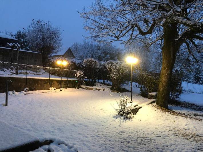 Location de vacances pour 6 personnes, avec vue et jardin dans Brangues - 4