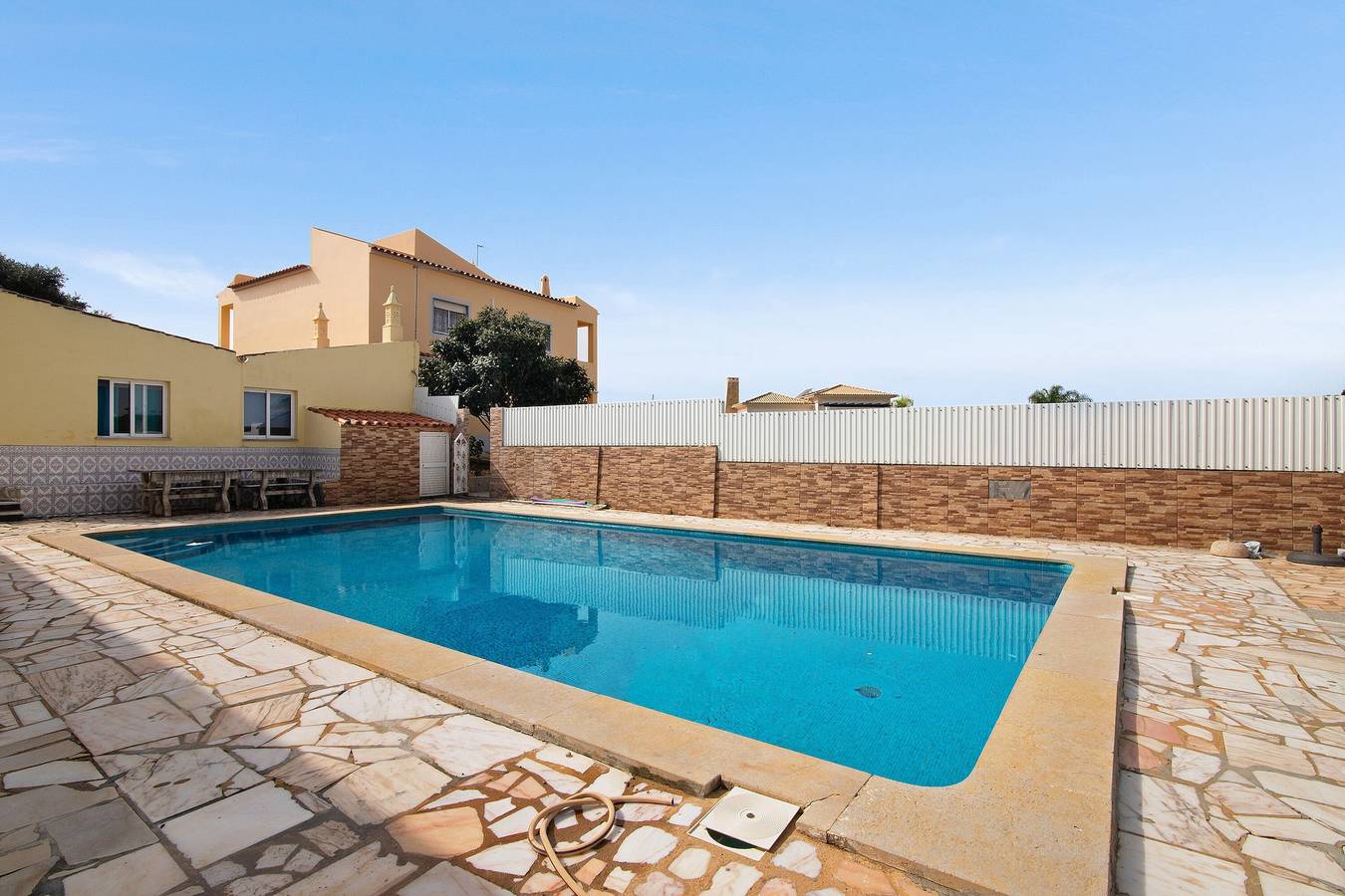 Appartement Cordeiro met Gedeeld Zwembad, Wi-Fi en Airconditioning in Albufeira, Faro District