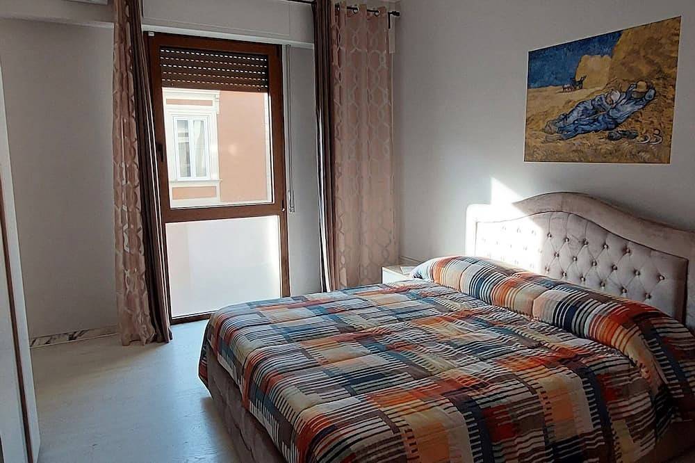 Apartamento entero, Casa Alois - apartment in the center and just minutes from the Palace. in Caserta, Provincia de Caserta