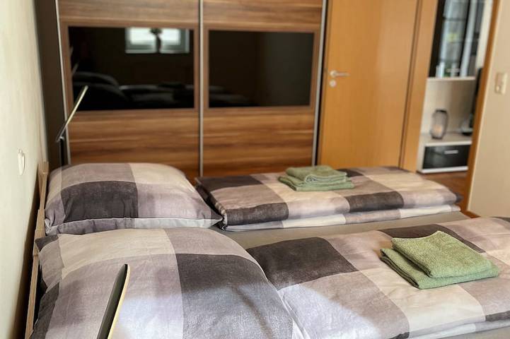 Ganze Wohnung, Ferienwohnung 62qm mit Terrasse und Wlan in Pressath, Naturpark Nördlicher Oberpfälzer Wald