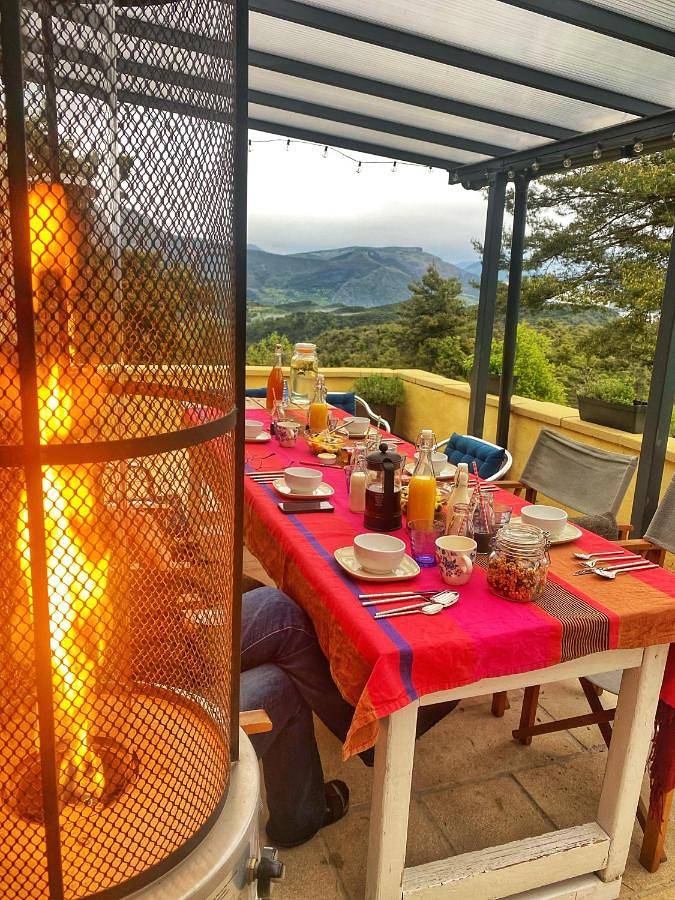 Chambre d’hôte pour 2 personnes, avec vue ainsi que piscine et jardin dans les Alpes-de-Haute-Provence - 4