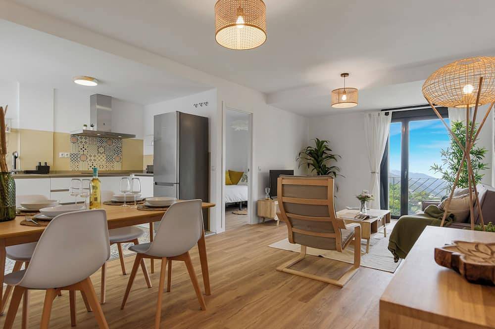 Entire apartment, Dúplex Mar y Montaña in Ojén, Sierra de las Nieves