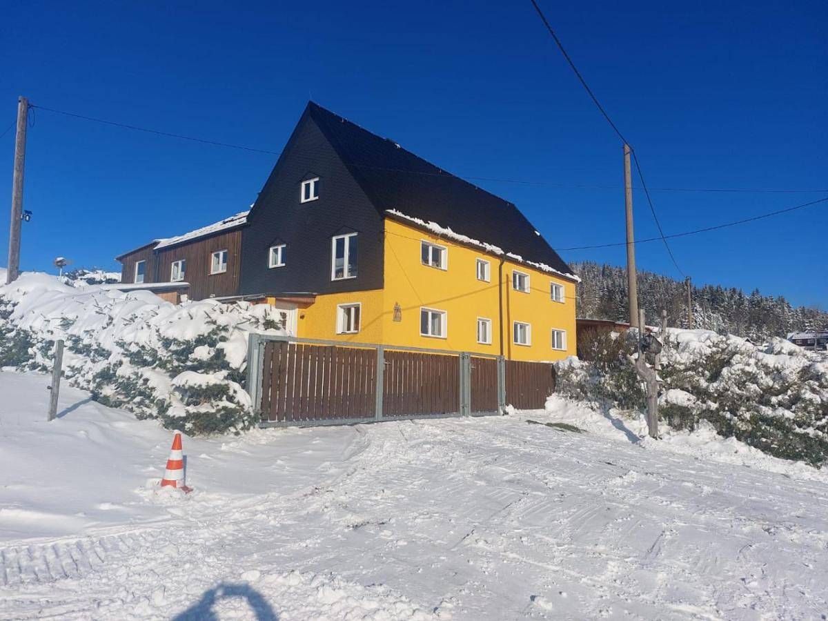 Ganze Wohnung, Ferienwohnung Panoramablick in Bärenstein, Erzgebirge