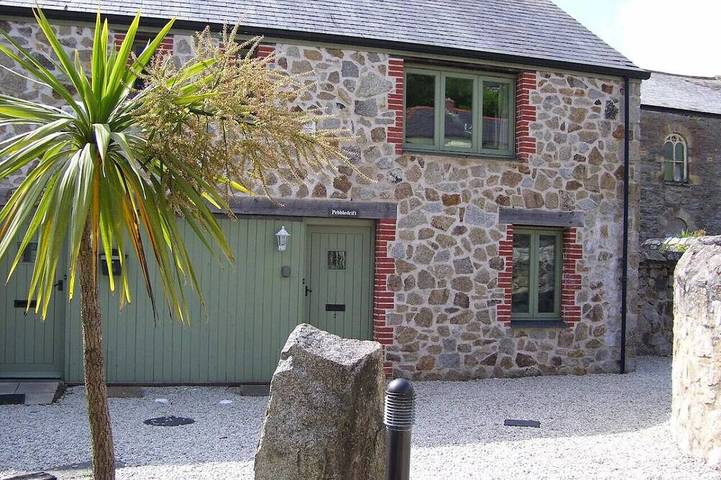 Cottage for 4 people, with garden in Charlestown