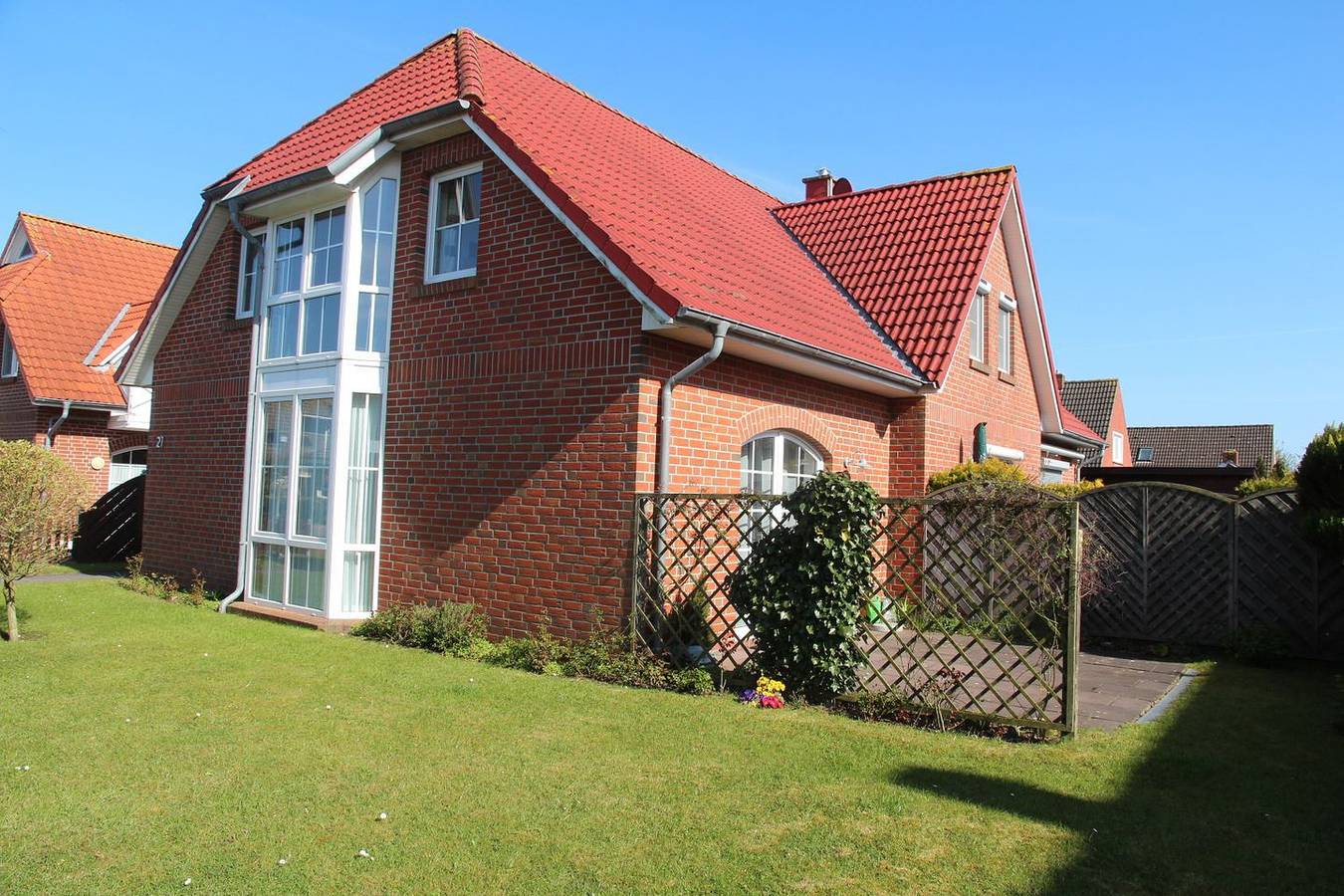 „Urlaub im Deichgraf: Familienfreundliche Ferienwohnung mit Gartenblick!“ in Greetsiel, Krummhörn