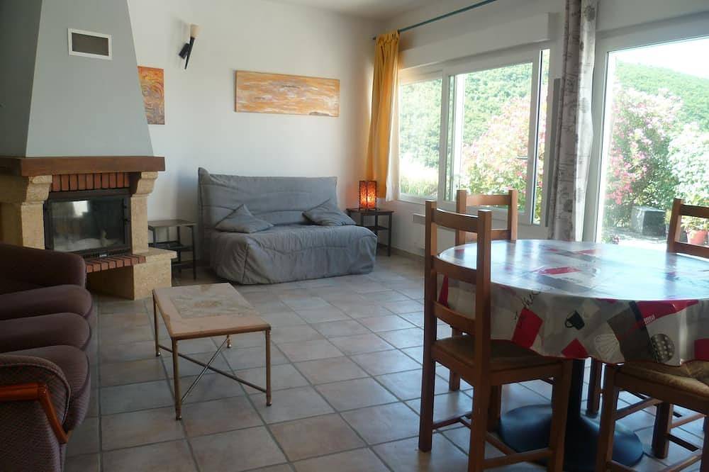 Gîte Bien Etre en Cévennes avec piscine Privée in Aumessas, Parc national des Cévennes