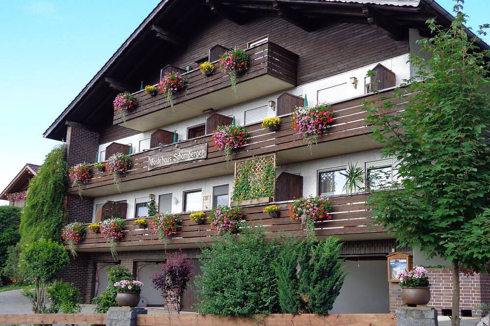Gemütliche Pension, Ferienhaus für Familientreffen u.s.w. Haustierfreundlich! in Neukirchen beim Heiligen Blut, Ostbayern