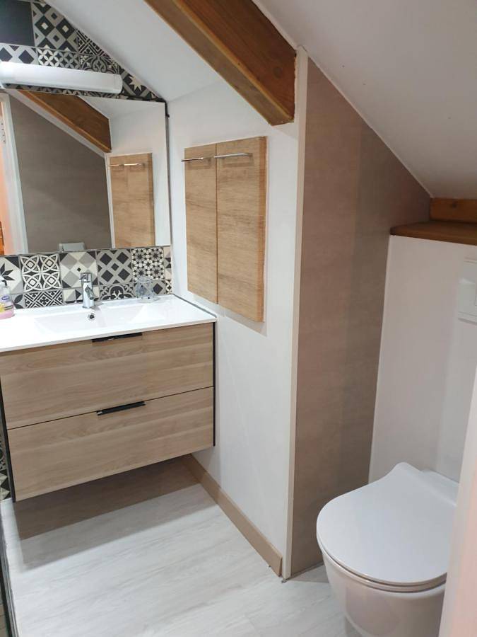 Gîte pour 6 personnes, avec terrasse ainsi que jardin et vue à Salazie - 3