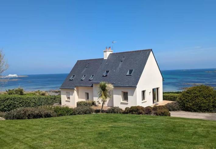 Location de vacances pour 5 personnes, avec jardin et vue dans Plage De Kersaliou - 2