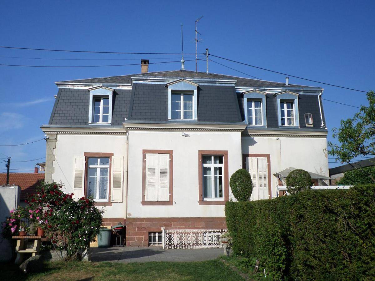 Appartement entier, Studio-appartement et chambre à proximité d'une maison de Maître de 1904 in Haguenau, Nord de l'Alsace