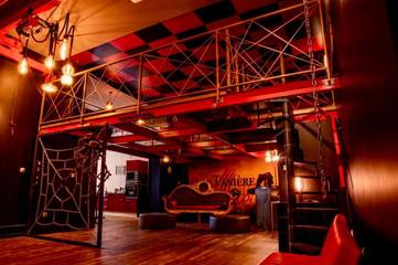 Gîte pour 4 personnes, avec jacuzzi et sauna, animaux acceptés à Villefranche-sur-Saône