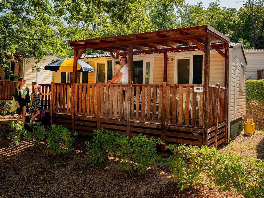 Camping Solaris Amadria Park Šibenik  - Mobilheim 6 personen - Comfort | 3 Zi. | 6 Pers. | Erhöhte Terrasse | Clim. in Sibenik, Šibenik-Knin