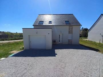 Gîte pour 6 personnes, avec terrasse et jardin à Lanvéoc
