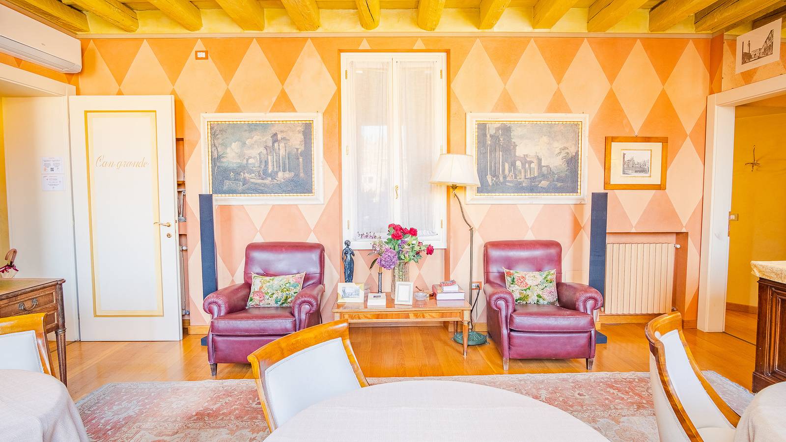 Ganze Wohnung, Ferienwohnung für 6 Personen mit Ausblick in Centro Storico di Verona, Verona