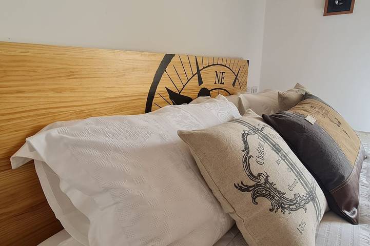 Luxury 5* cottage with own private heated pool - Sleep 4 in Villegouge, Région de Libourne