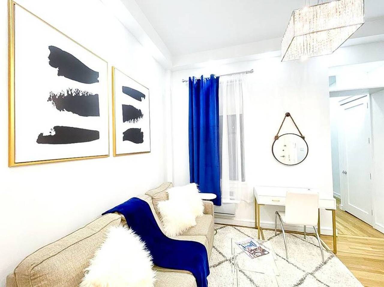 Entire apartment, 62-2B Renovated 1Br in Prime Upper East Side in Manhattan, New York City