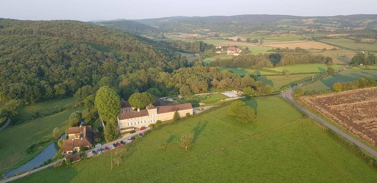 Les Maisons Vigneronnes in Ozenay, Région de Mâcon