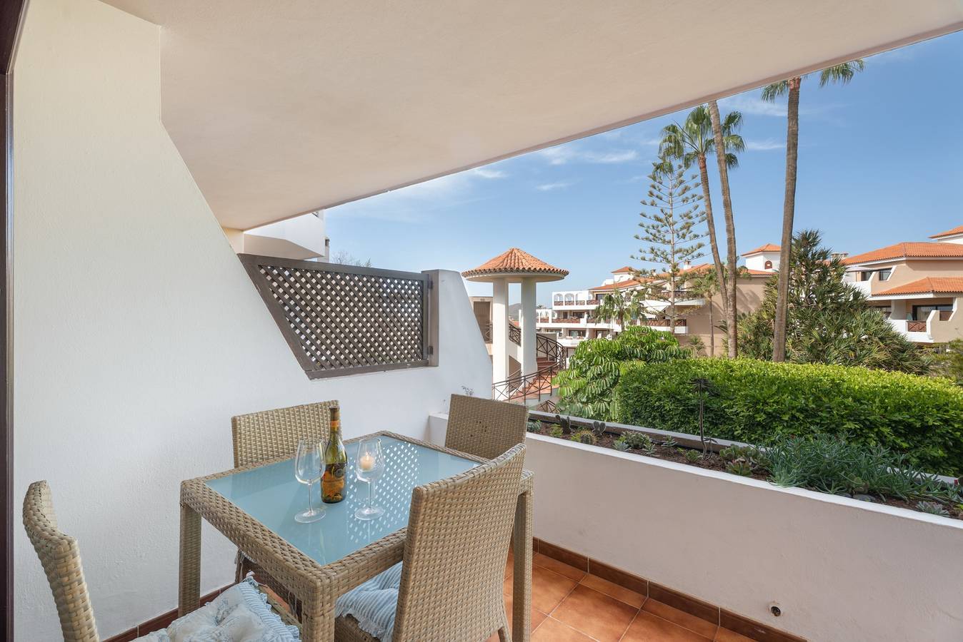 Appartement entier, Appartement de vacances « Albatros Park » avec piscine commune, Wi-Fi et climatisation in Las Adelfas, San Miguel de Abona