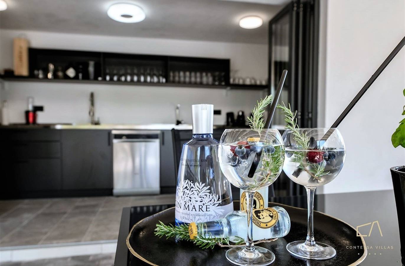 Stilvolle Villa Curiera im Stadtzentrum mit privatem Pool auf Krk in Malinska-Dubašnica, Krk